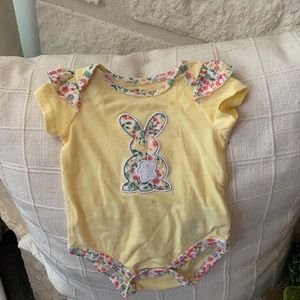 Baby girl bunny outfit for Easter 🐰🥕